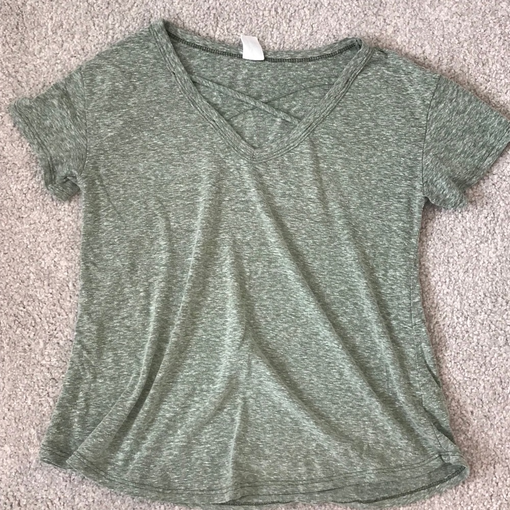 criss cross tee shirt comfy